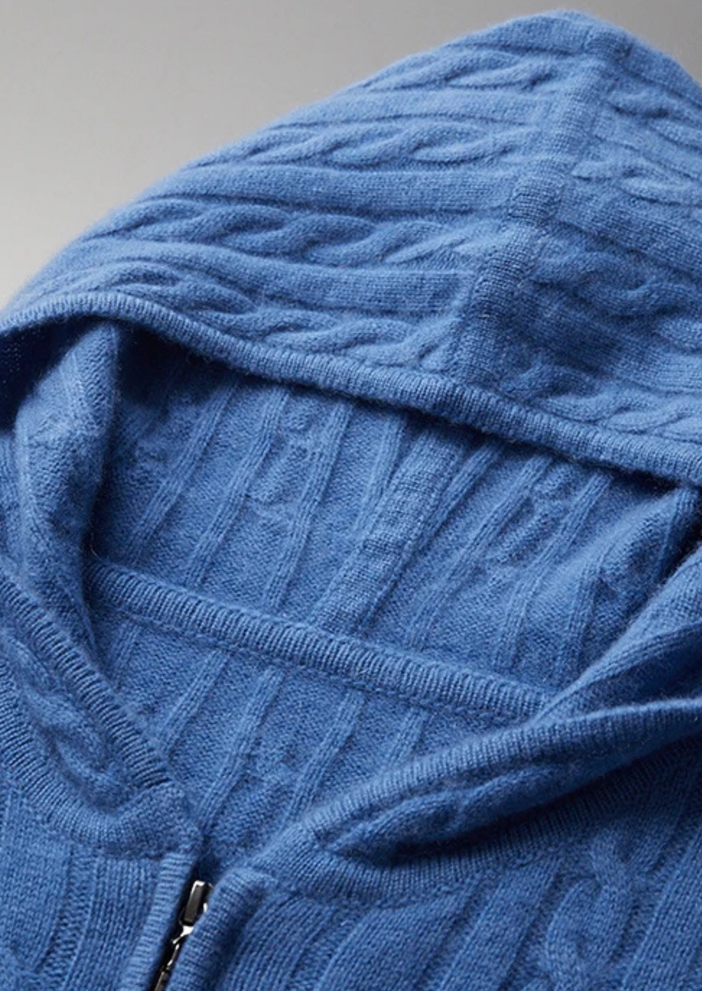 CASHMERE CABLE KNIT ZIPPER HOODIE