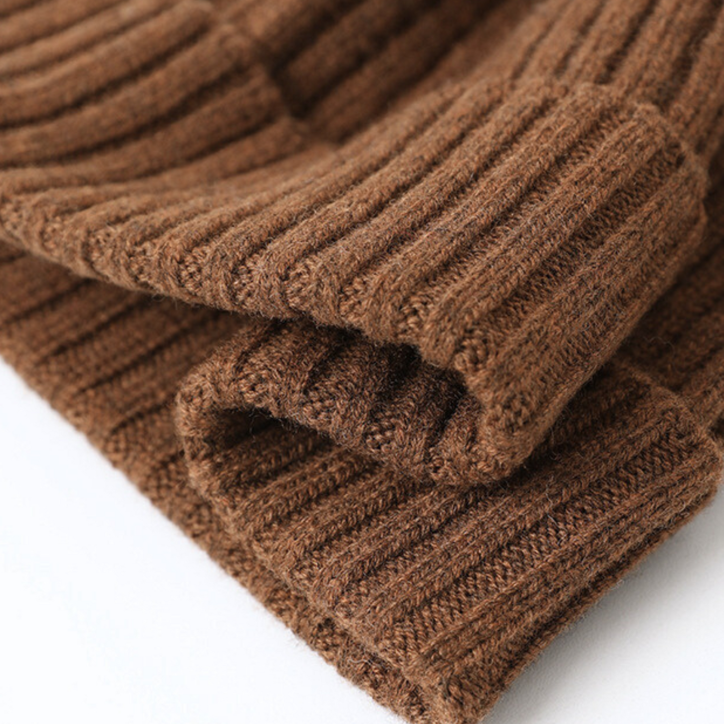 CASHMERE WINTERTIME ESSENTIALS