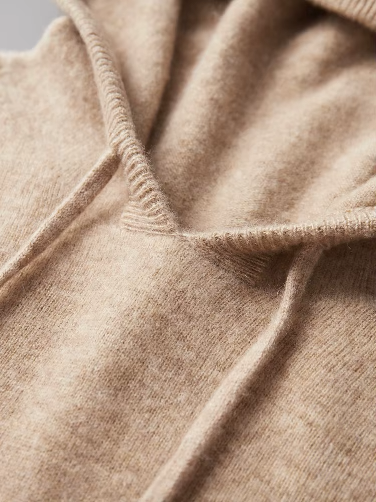 WOOL HOODED SWEATER